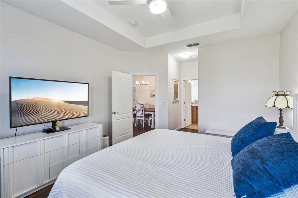 For Sale: $374,900 (3 beds, 2 baths, 1582 Square Feet)