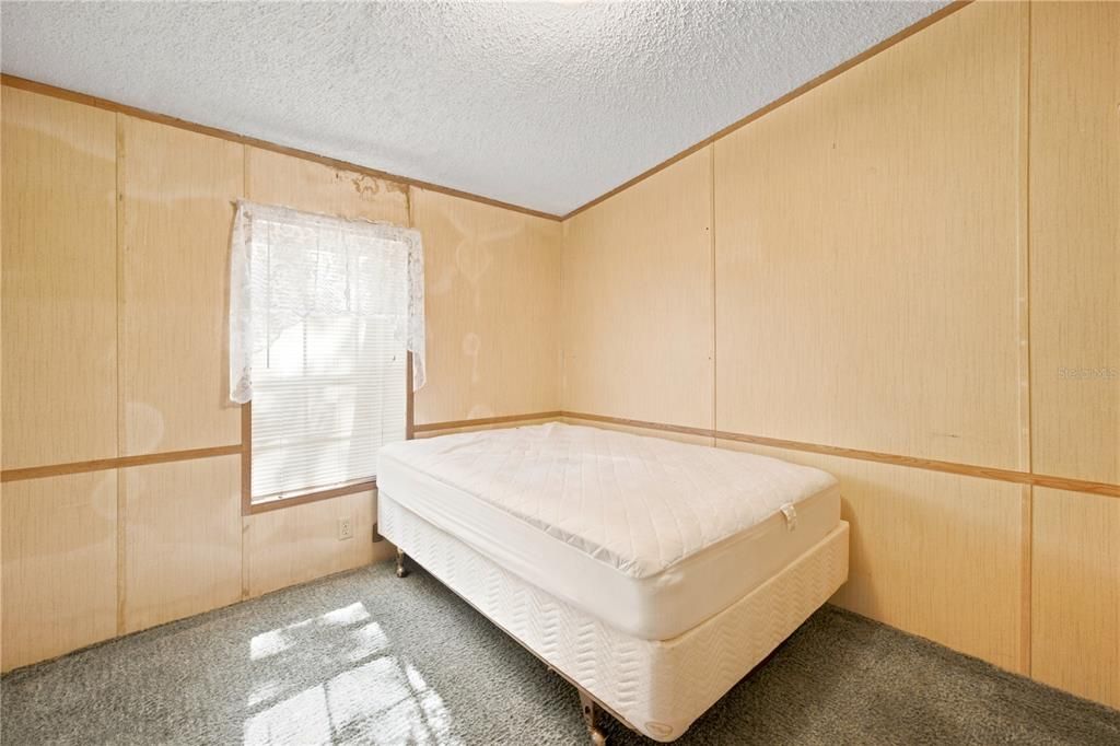 For Sale: $205,000 (3 beds, 2 baths, 1248 Square Feet)
