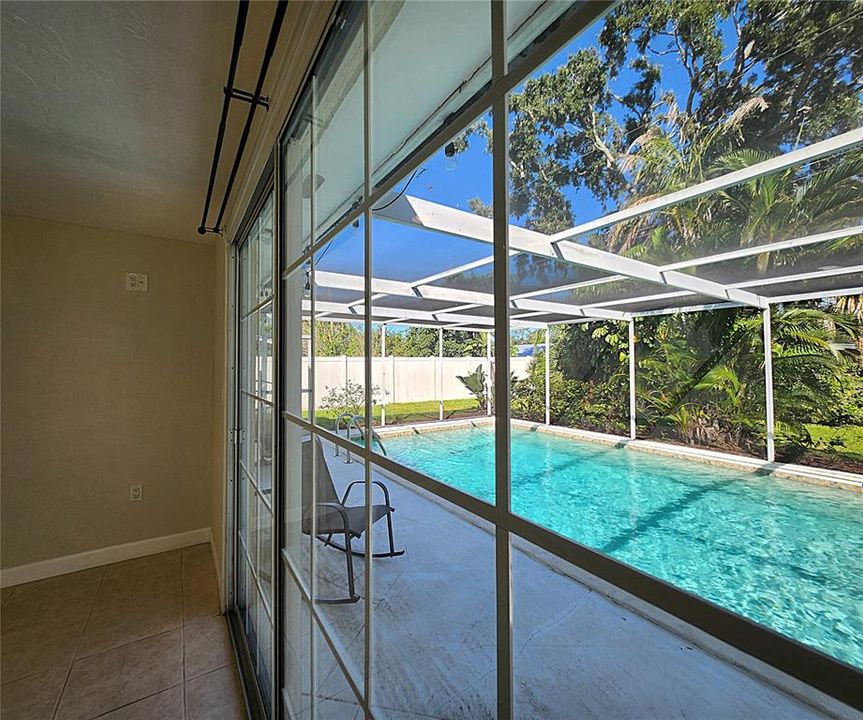 En Venta: $489,000 (2 camas, 2 baños, 1279 Pies cuadrados)