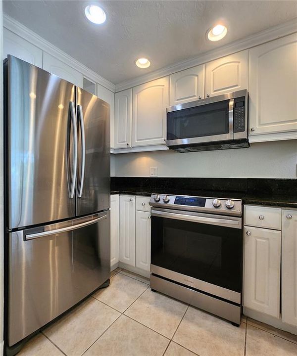 En Venta: $489,000 (2 camas, 2 baños, 1279 Pies cuadrados)