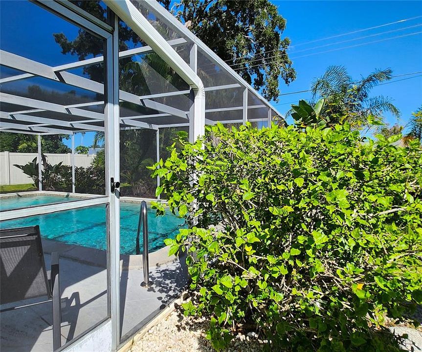 En Venta: $489,000 (2 camas, 2 baños, 1279 Pies cuadrados)