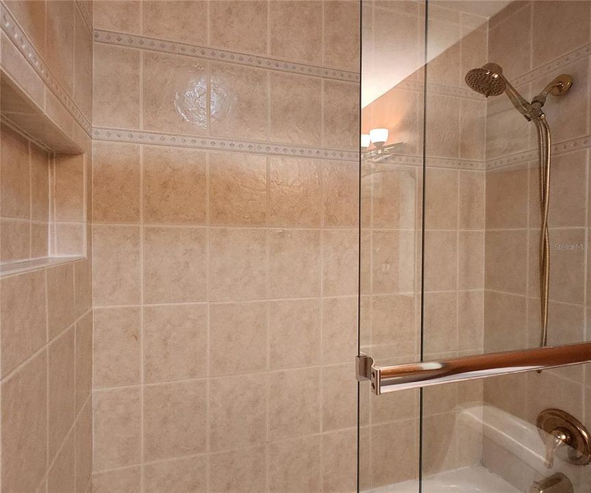 En Venta: $489,000 (2 camas, 2 baños, 1279 Pies cuadrados)
