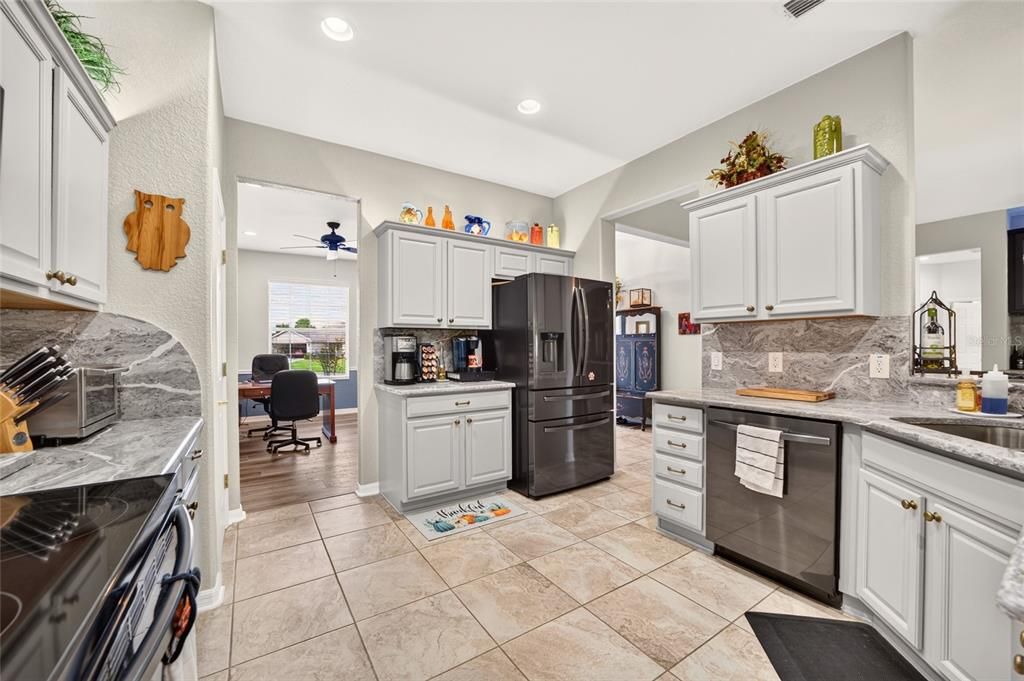 For Sale: $479,000 (3 beds, 2 baths, 1958 Square Feet)