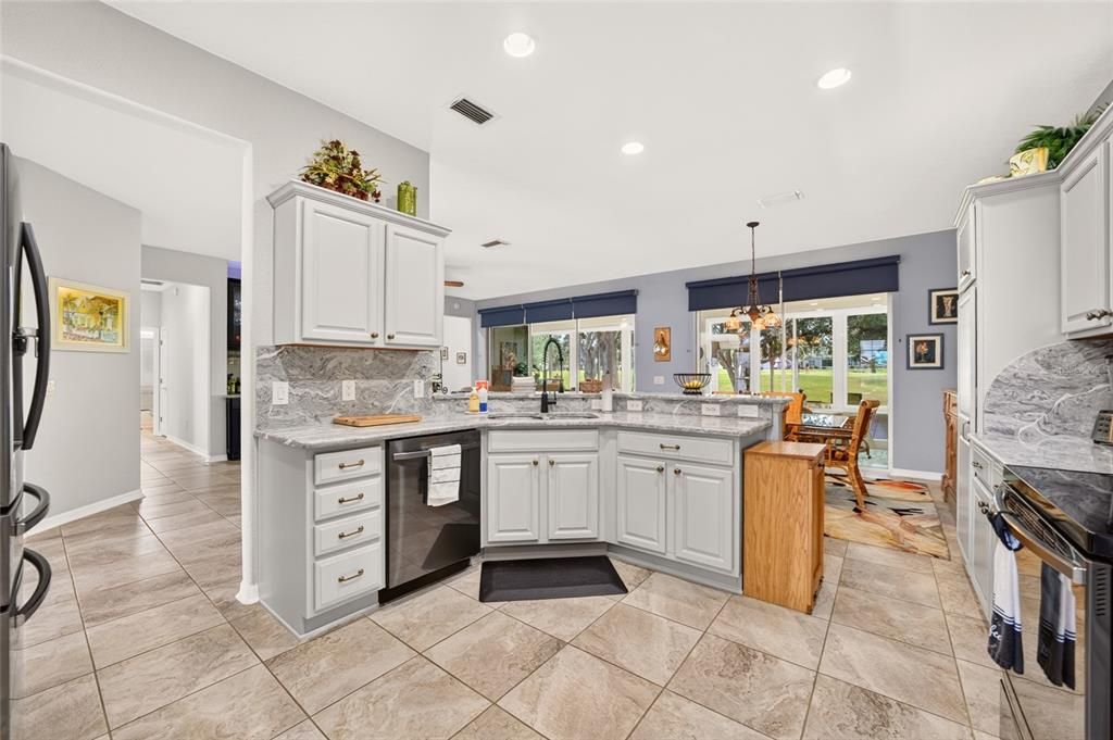 For Sale: $479,000 (3 beds, 2 baths, 1958 Square Feet)