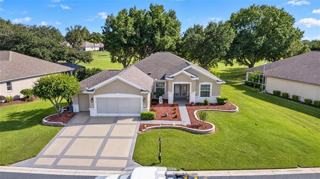 For Sale: $479,000 (3 beds, 2 baths, 1958 Square Feet)