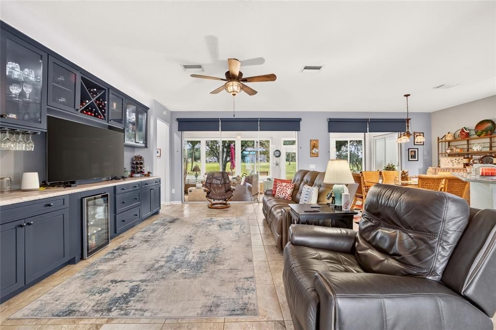 For Sale: $479,000 (3 beds, 2 baths, 1958 Square Feet)