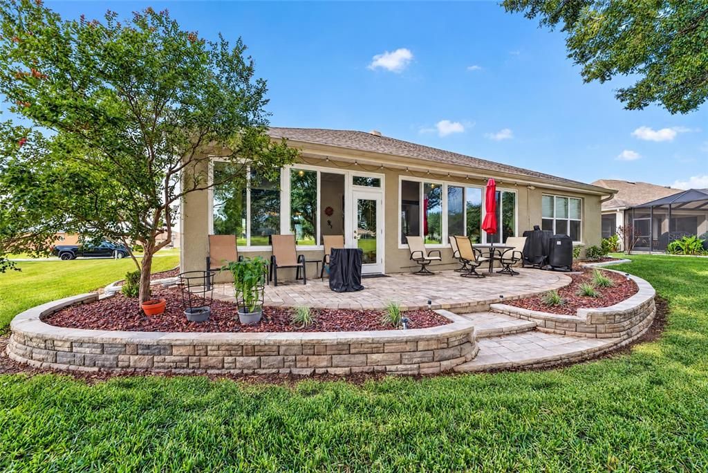 For Sale: $479,000 (3 beds, 2 baths, 1958 Square Feet)