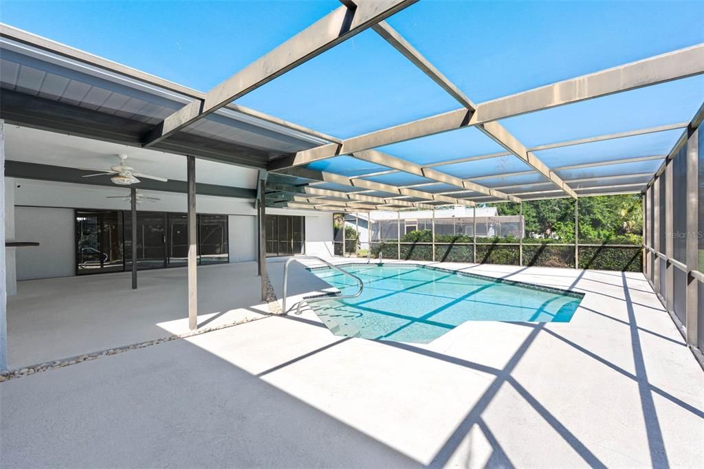 For Sale: $789,000 (5 beds, 3 baths, 3316 Square Feet)