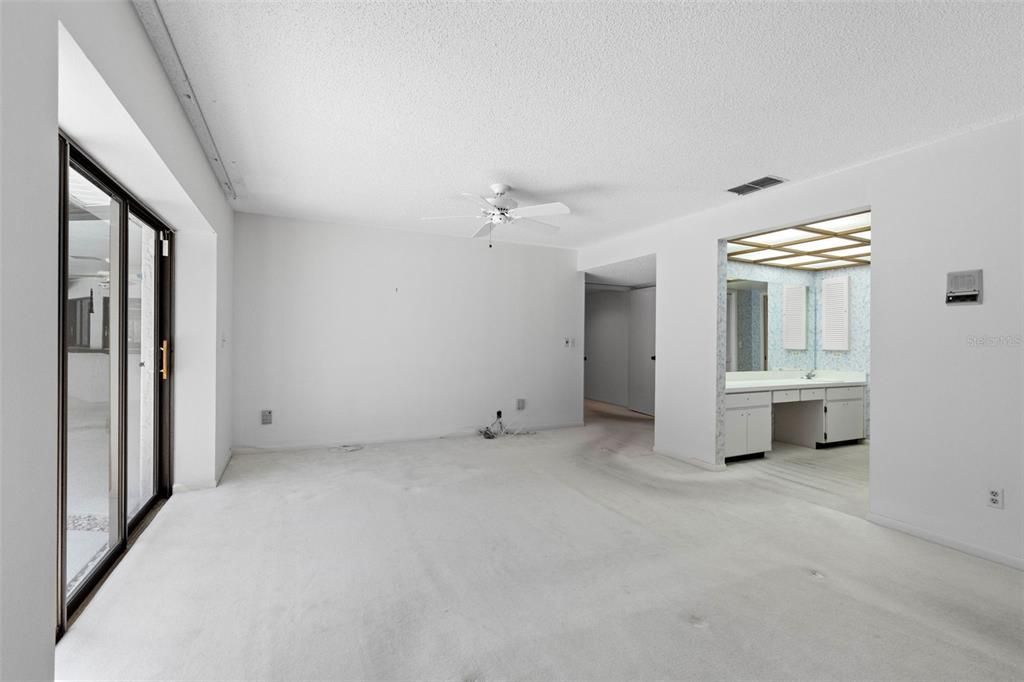 For Sale: $789,000 (5 beds, 3 baths, 3316 Square Feet)