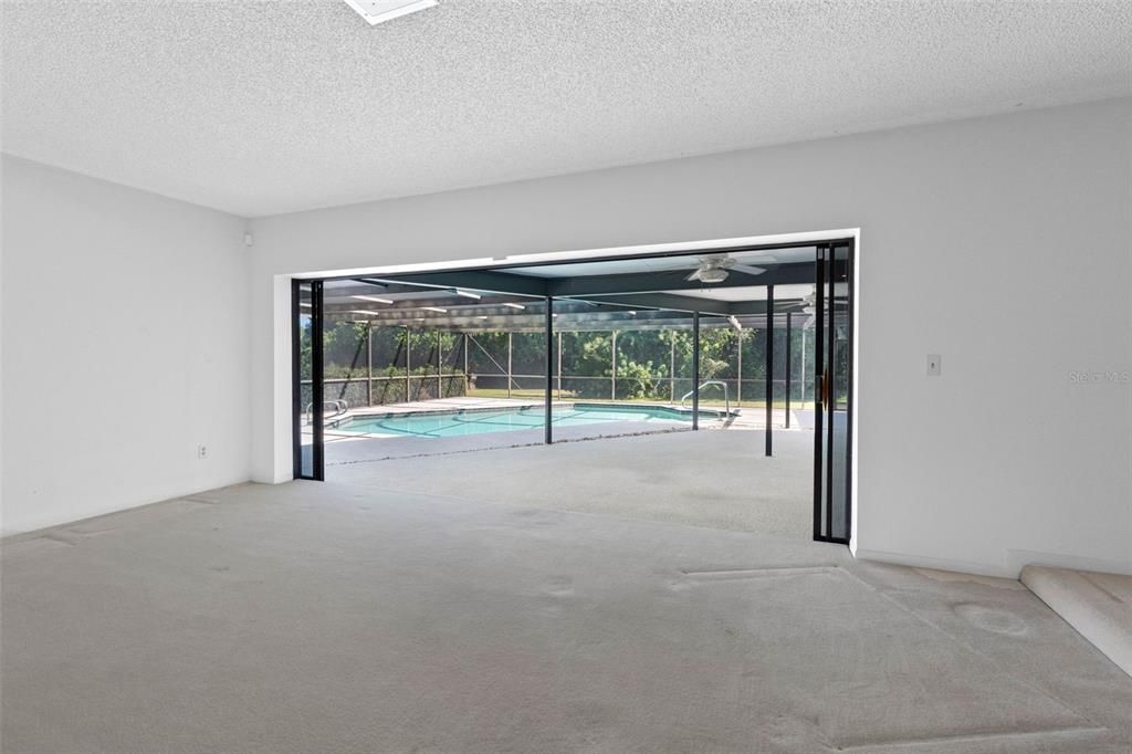 For Sale: $789,000 (5 beds, 3 baths, 3316 Square Feet)