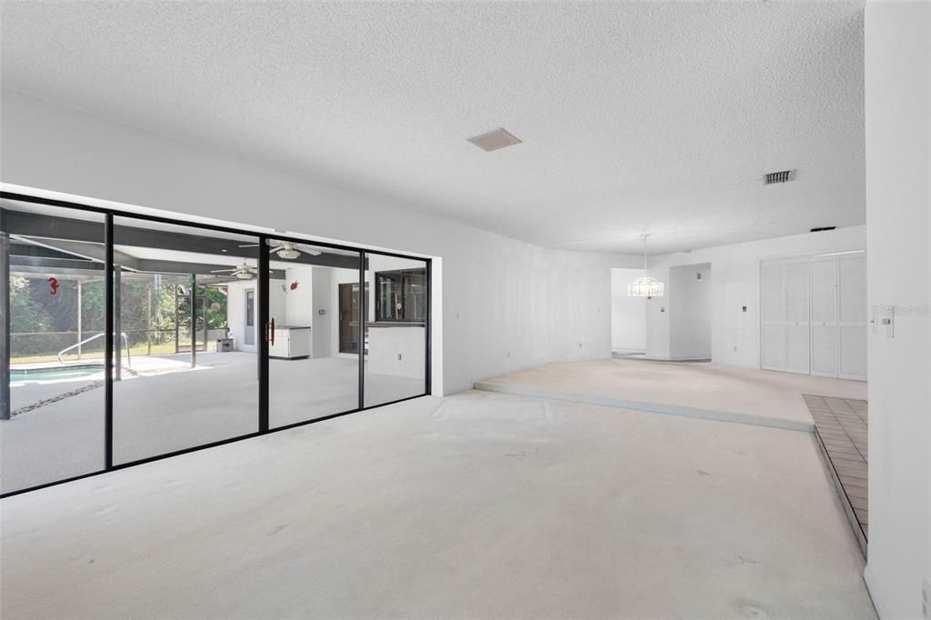 For Sale: $789,000 (5 beds, 3 baths, 3316 Square Feet)