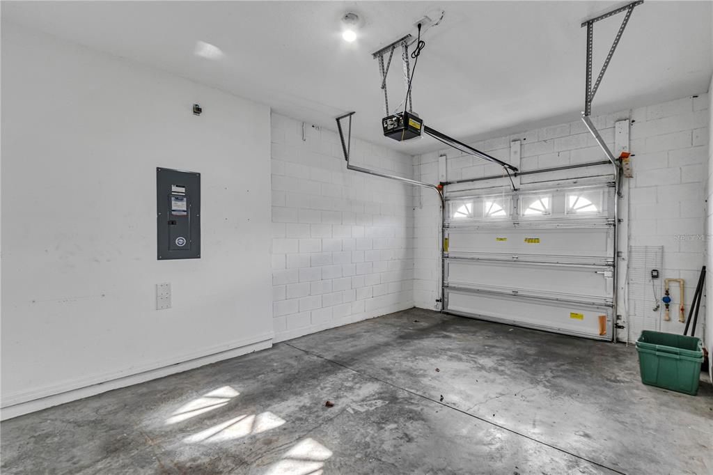 En Venta: $235,900 (2 camas, 2 baños, 1288 Pies cuadrados)