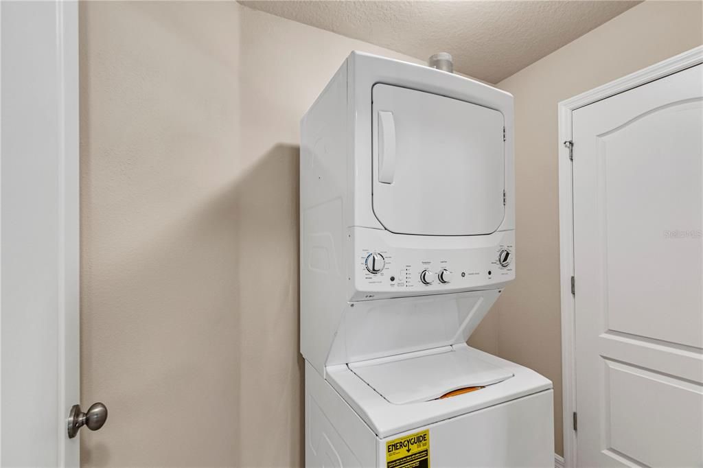 En Venta: $235,900 (2 camas, 2 baños, 1288 Pies cuadrados)
