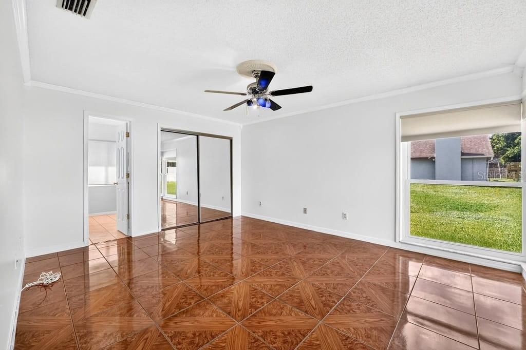 На продажу: $289,900 (3 спален, 2 ванн, 1572 Квадратных фут)