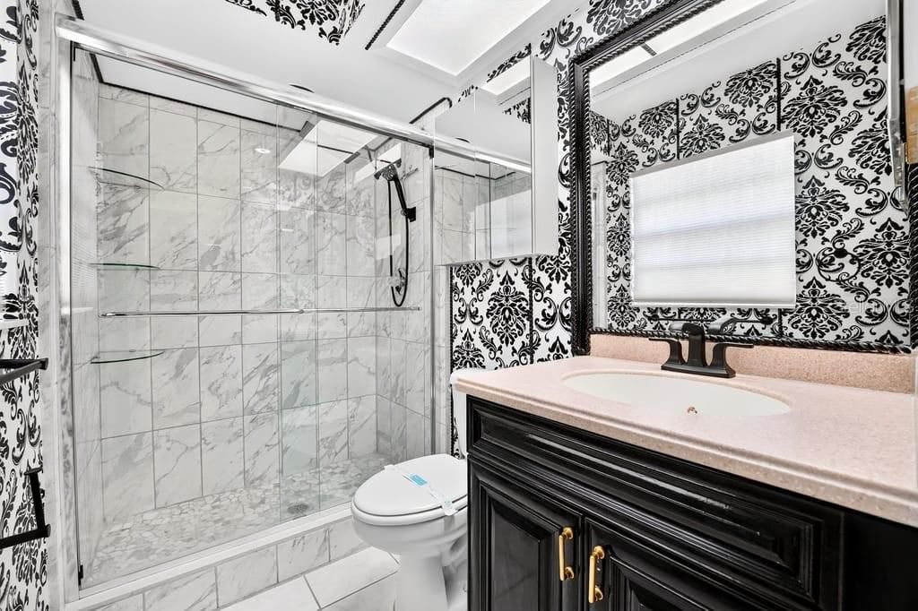 На продажу: $289,900 (3 спален, 2 ванн, 1572 Квадратных фут)