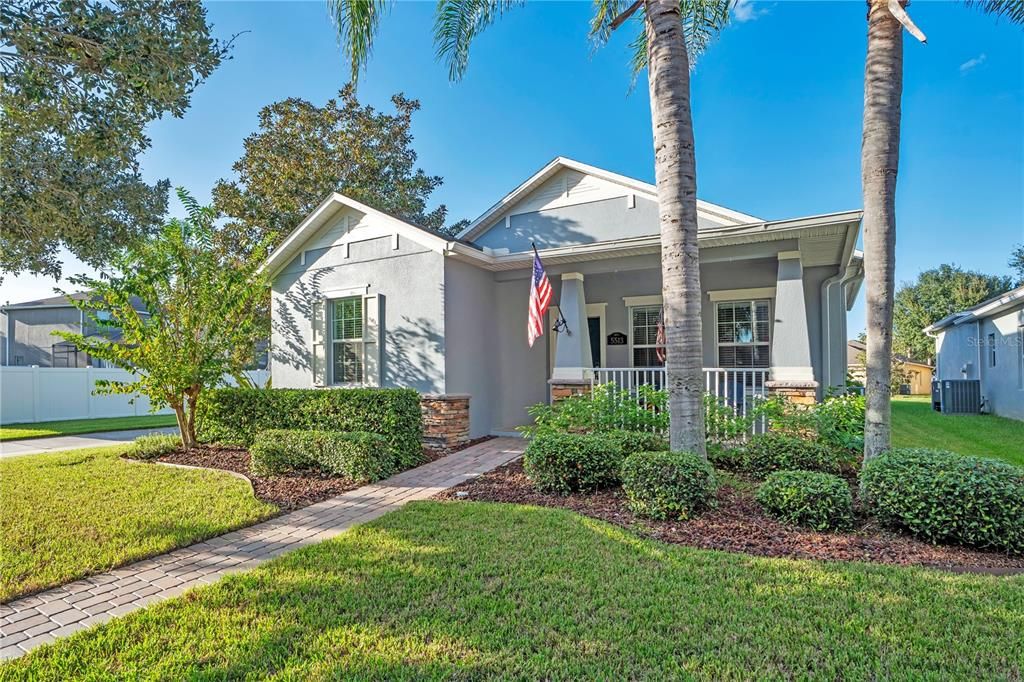 For Sale: $575,000 (3 beds, 2 baths, 1920 Square Feet)