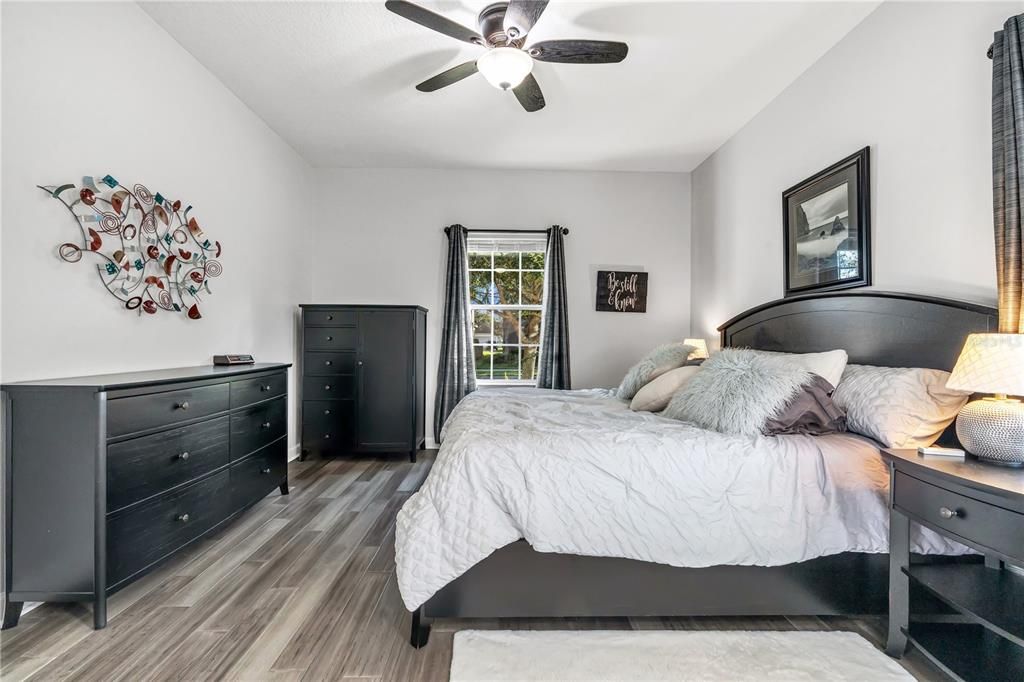 For Sale: $575,000 (3 beds, 2 baths, 1920 Square Feet)