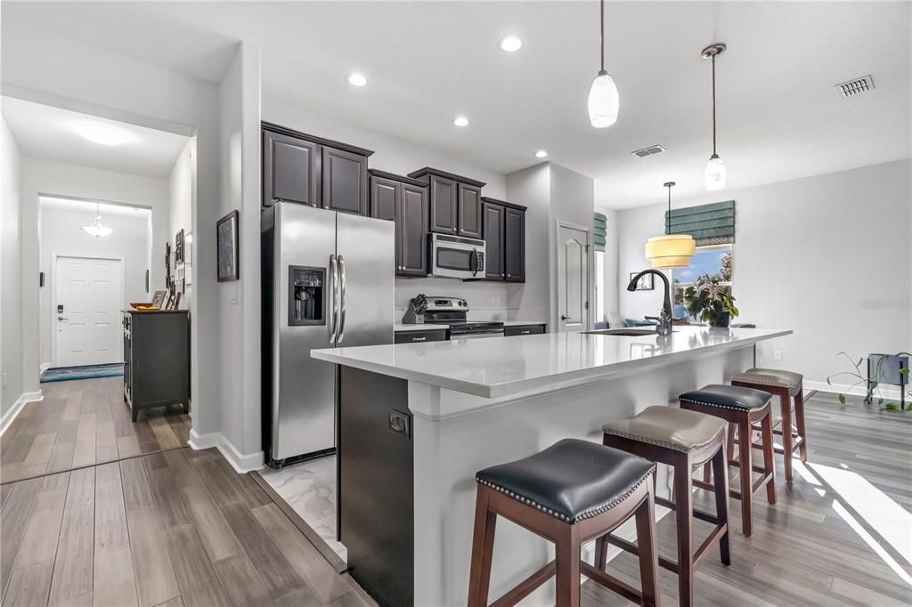 For Sale: $575,000 (3 beds, 2 baths, 1920 Square Feet)