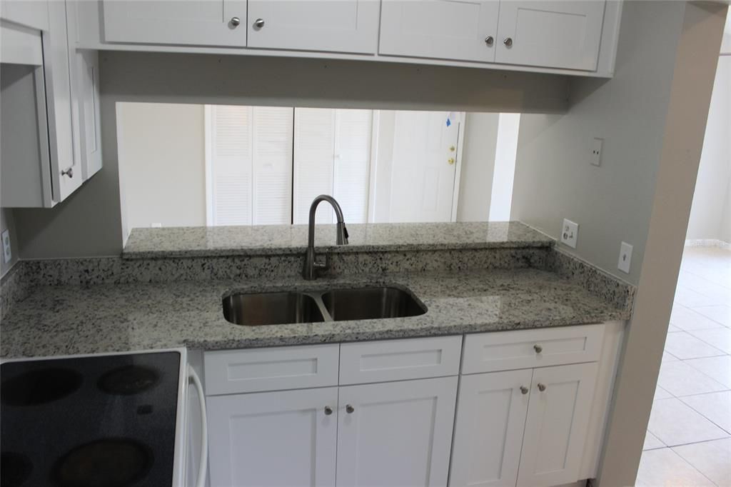 En Venta: $105,000 (2 camas, 2 baños, 934 Pies cuadrados)