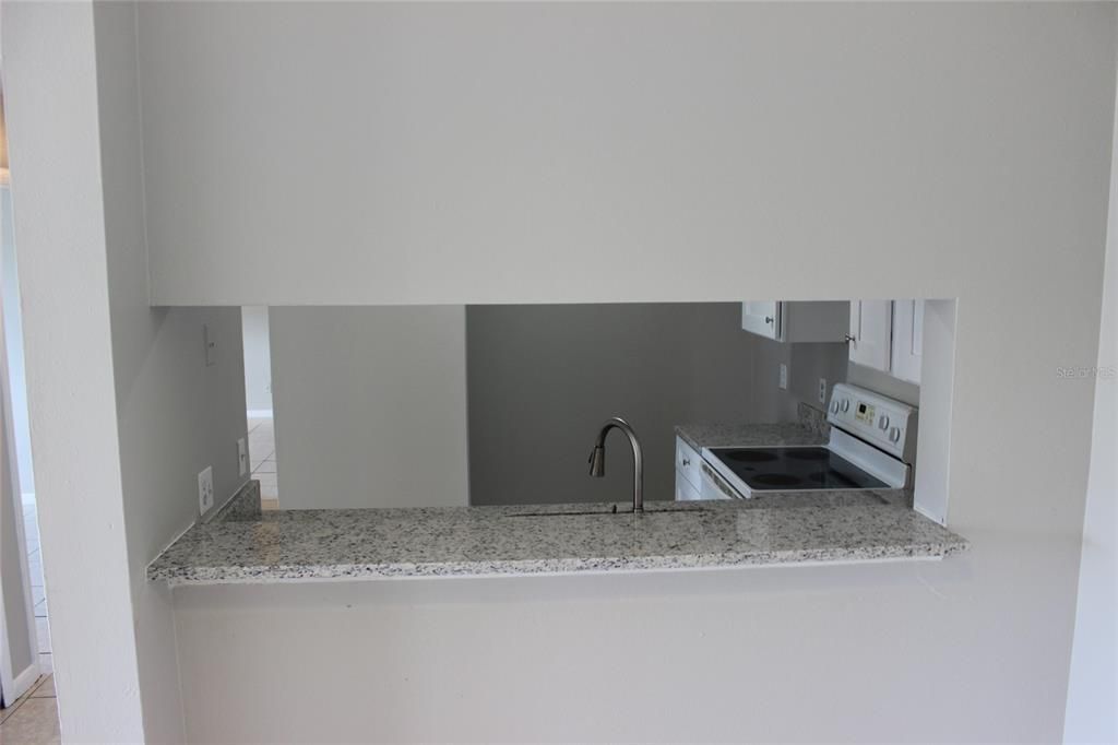 En Venta: $105,000 (2 camas, 2 baños, 934 Pies cuadrados)