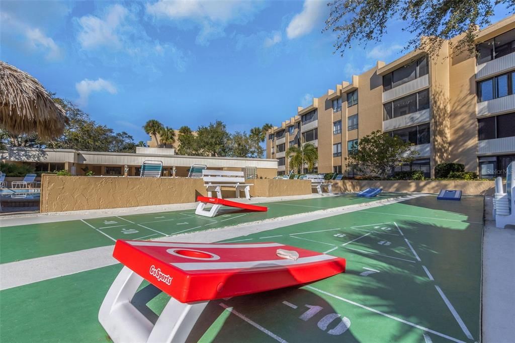 For Sale: $215,000 (2 beds, 2 baths, 1050 Square Feet)