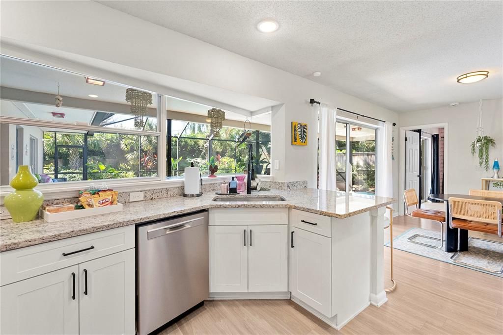 For Sale: $775,000 (4 beds, 2 baths, 2071 Square Feet)