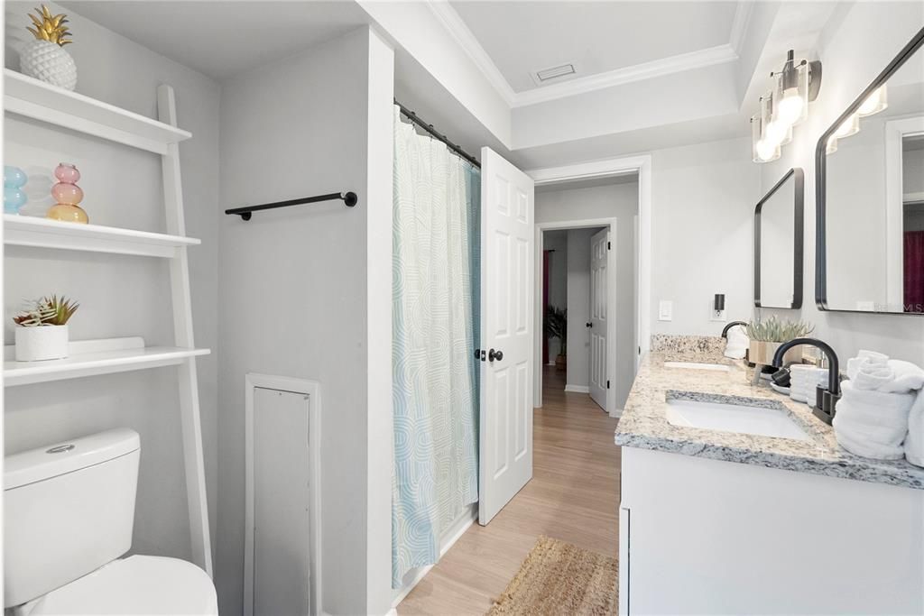 For Sale: $775,000 (4 beds, 2 baths, 2071 Square Feet)
