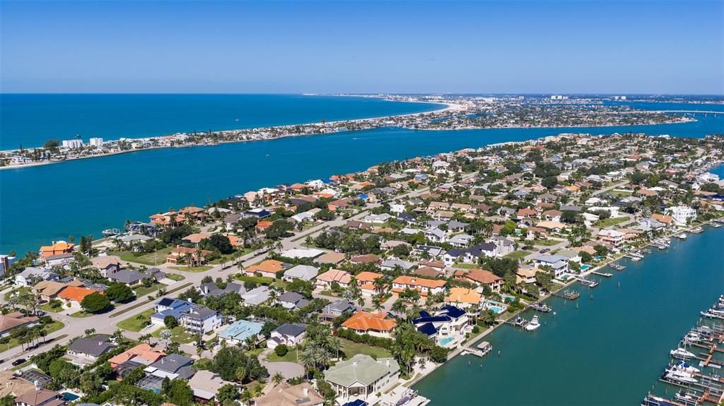 На продажу: $1,799,900 (5 спален, 3 ванн, 3835 Квадратных фут)