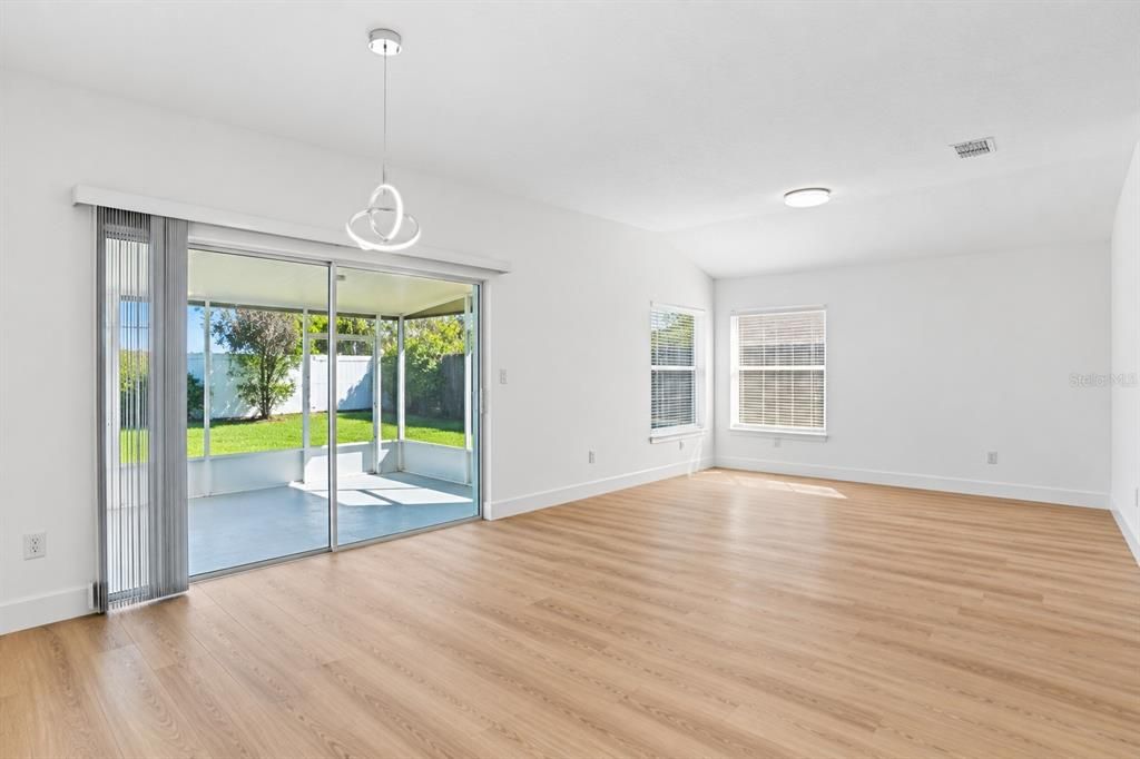 На продажу: $425,000 (3 спален, 2 ванн, 1764 Квадратных фут)