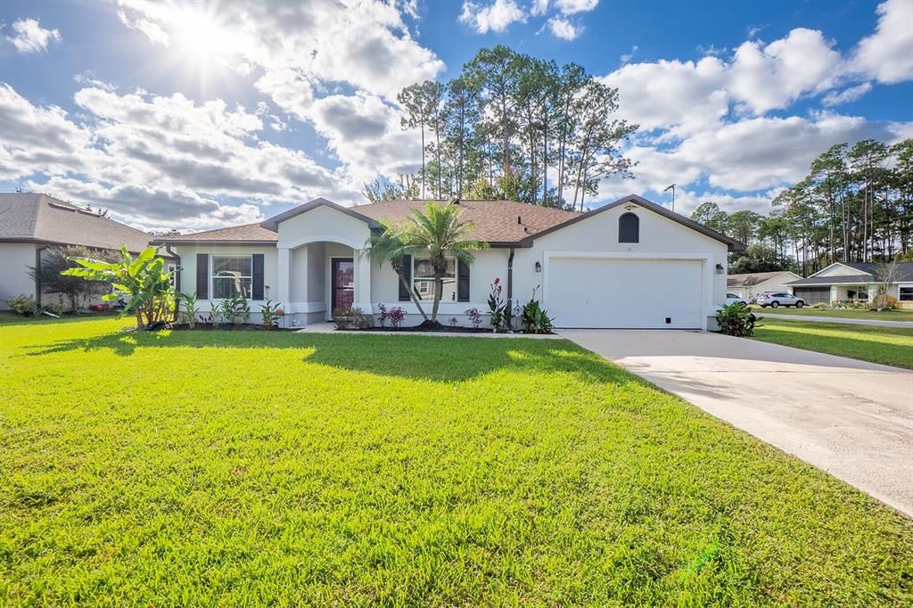На продажу: $329,900 (4 спален, 2 ванн, 1862 Квадратных фут)