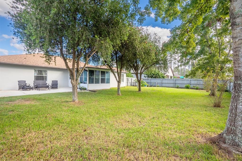 На продажу: $329,900 (4 спален, 2 ванн, 1862 Квадратных фут)
