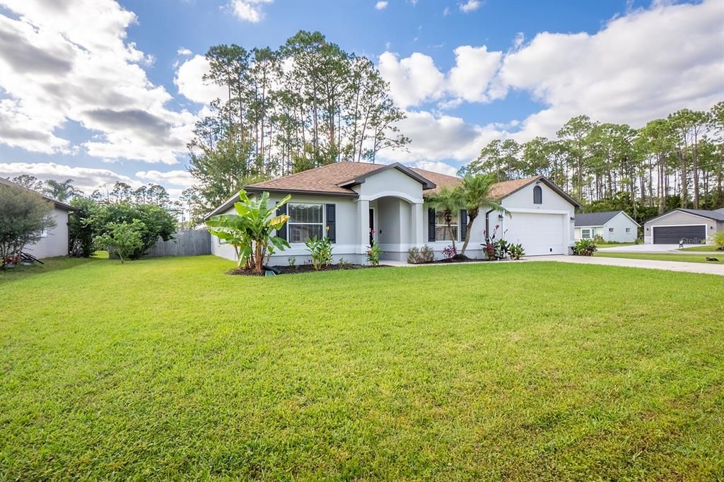На продажу: $329,900 (4 спален, 2 ванн, 1862 Квадратных фут)