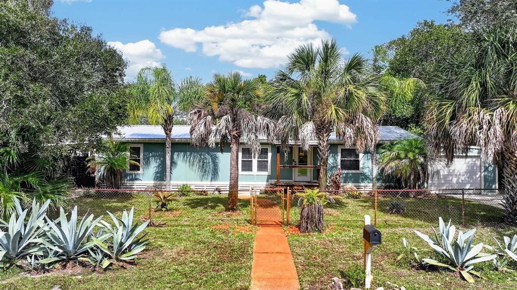 En Venta: $775,000 (3 camas, 2 baños, 1568 Pies cuadrados)