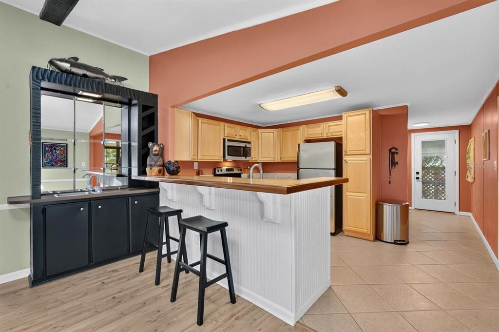 En Venta: $775,000 (3 camas, 2 baños, 1568 Pies cuadrados)