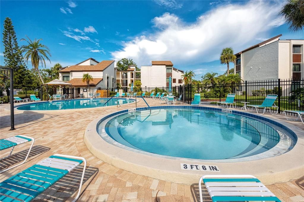 For Sale: $150,000 (2 beds, 1 baths, 857 Square Feet)