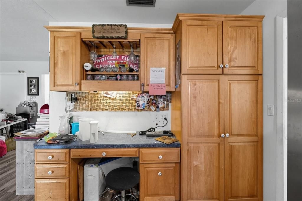 На продажу: $224,900 (3 спален, 2 ванн, 1577 Квадратных фут)