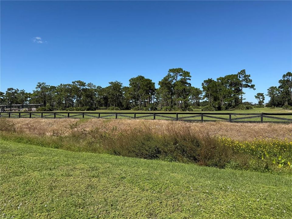 待售: $74,995 (0.10 acres)