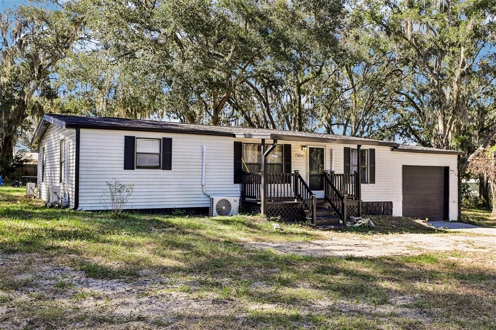 For Sale: $199,900 (3 beds, 2 baths, 1040 Square Feet)