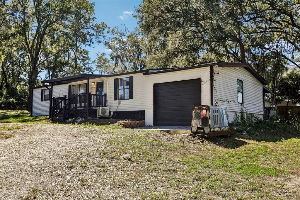 For Sale: $199,900 (3 beds, 2 baths, 1040 Square Feet)