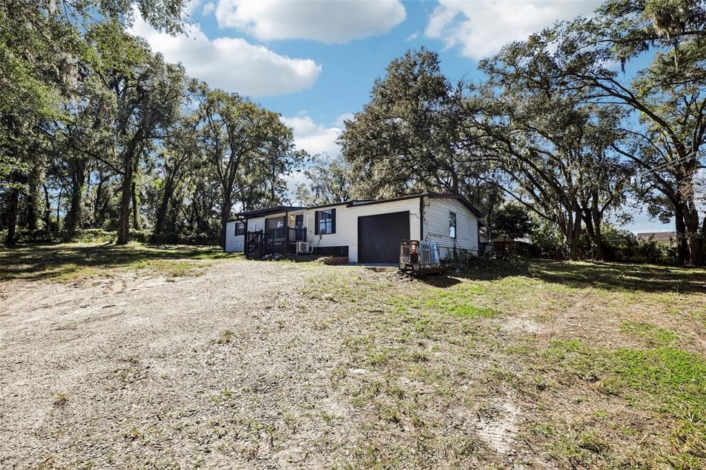 For Sale: $199,900 (3 beds, 2 baths, 1040 Square Feet)