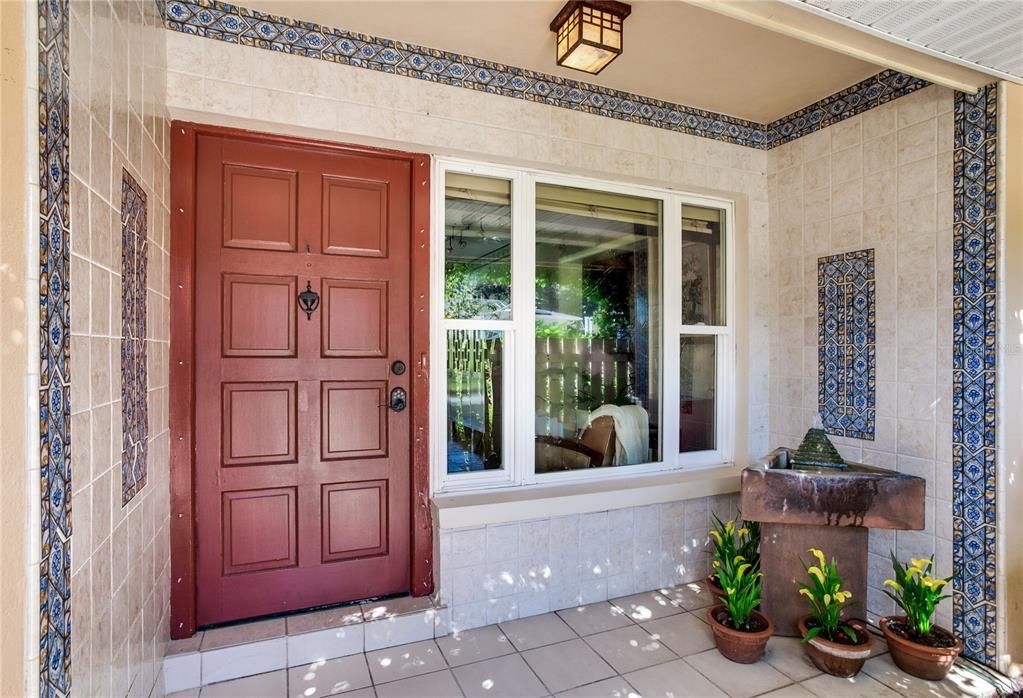For Sale: $899,000 (3 beds, 3 baths, 2064 Square Feet)