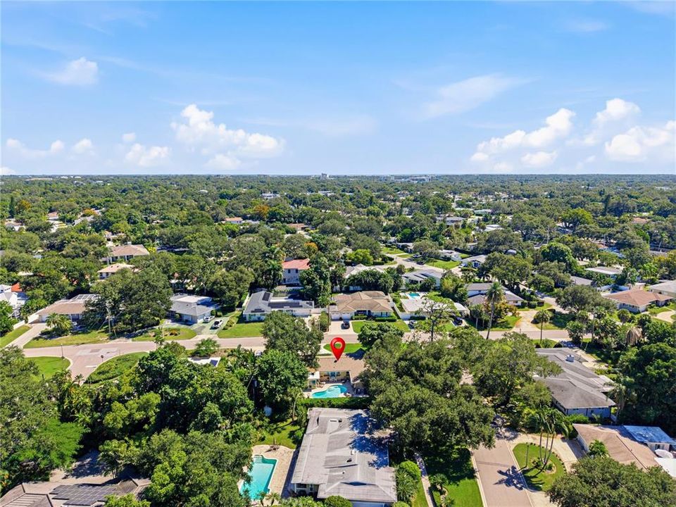 For Sale: $899,000 (3 beds, 3 baths, 2064 Square Feet)