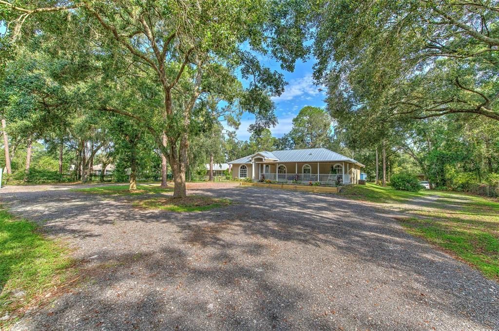 На продажу: $725,000 (3 спален, 2 ванн, 1610 Квадратных фут)