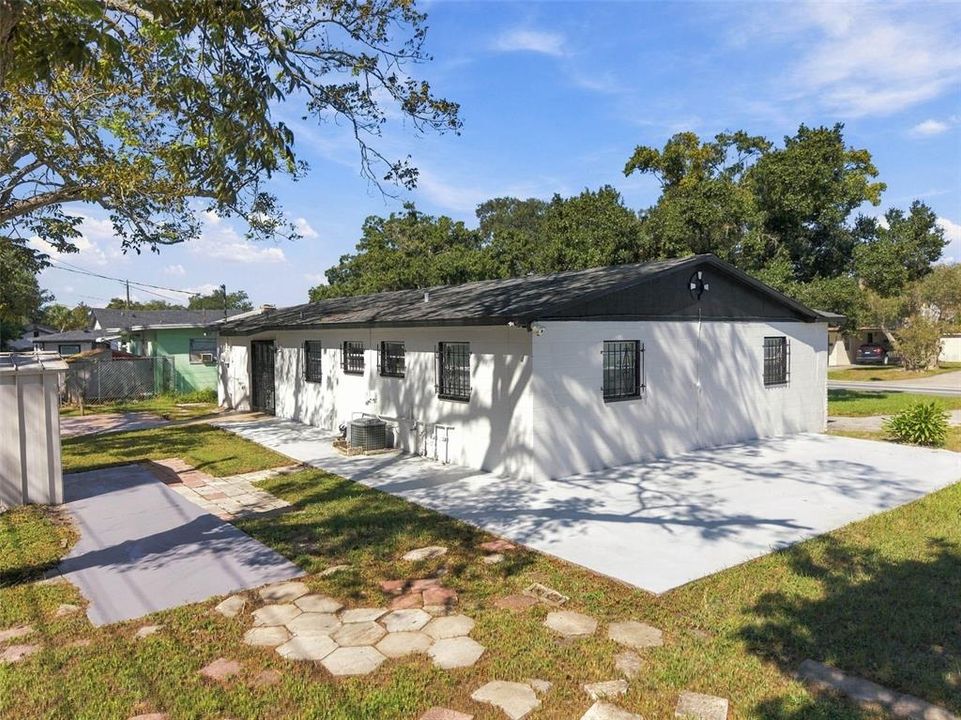 На продажу: $425,000 (3 спален, 2 ванн, 1156 Квадратных фут)