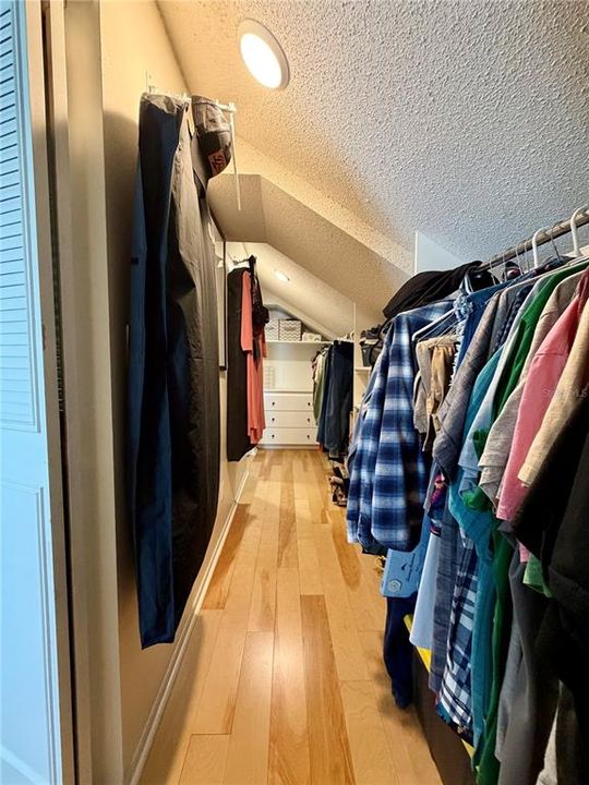 En Venta: $215,000 (3 camas, 2 baños, 1431 Pies cuadrados)