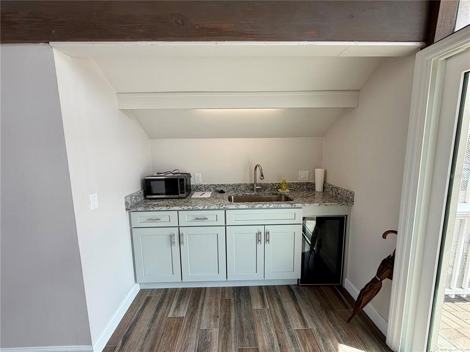En Venta: $215,000 (3 camas, 2 baños, 1431 Pies cuadrados)
