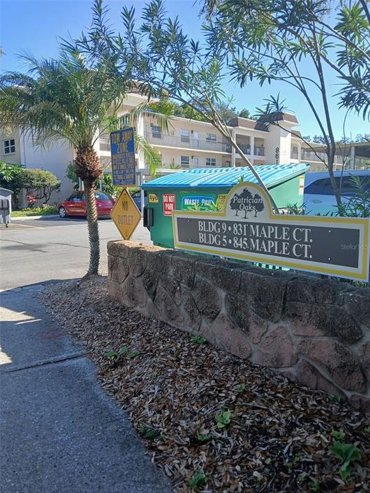 For Sale: $120,000 (2 beds, 1 baths, 1004 Square Feet)