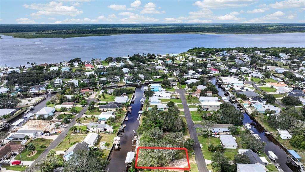 En Venta: $419,000 (2 camas, 1 baños, 784 Pies cuadrados)