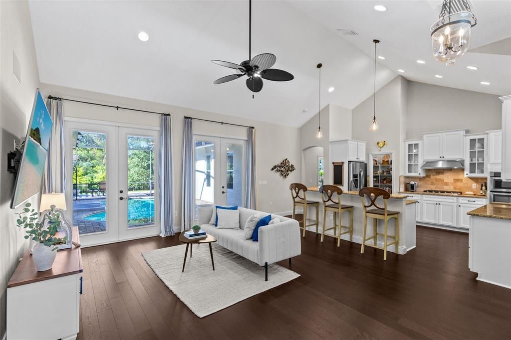 For Sale: $1,250,000 (4 beds, 4 baths, 3876 Square Feet)