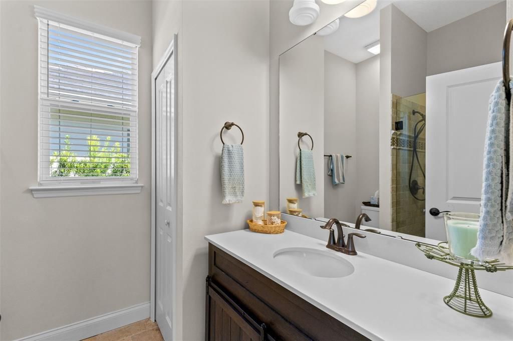 For Sale: $1,250,000 (4 beds, 4 baths, 3876 Square Feet)